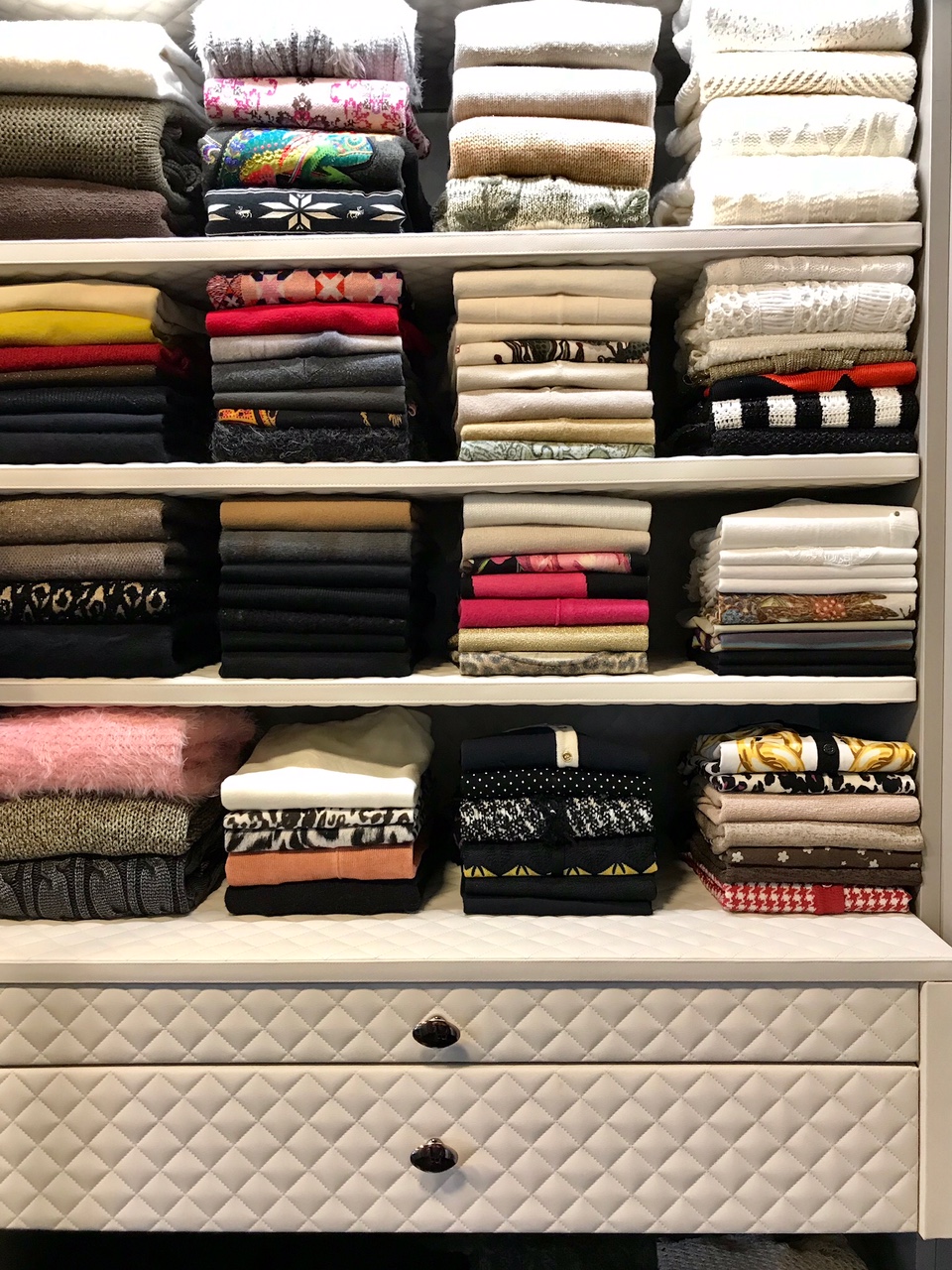 Armário organizado profissionalmente